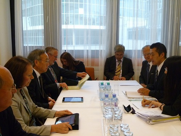 細野大臣とチューDOE長官との会談（第55回IAEA総会）（2011年9月19日）
