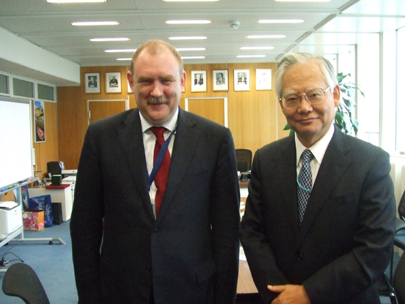 近藤委員長とビチコフIAEA事務次長（原子力エネルギー担当）との会談（第56回IAEA総会）（2012年9月19日）