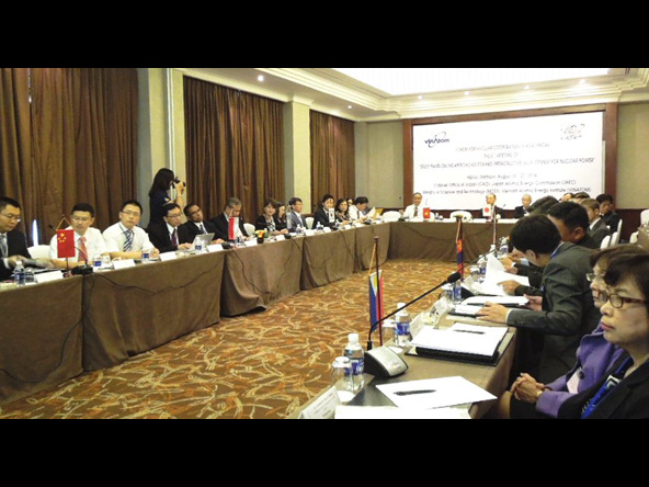 FNCA 原子力発電のための基盤整備に向けた取組に関する検討パネル第6回会合 Web会議の様子（2014年8月26日）