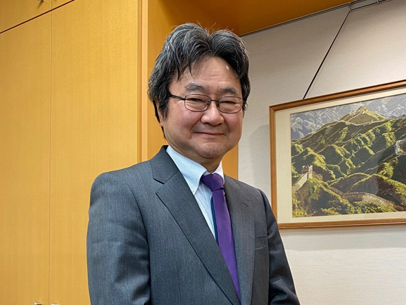 上坂充新委員長が就任（2020年12月16日）