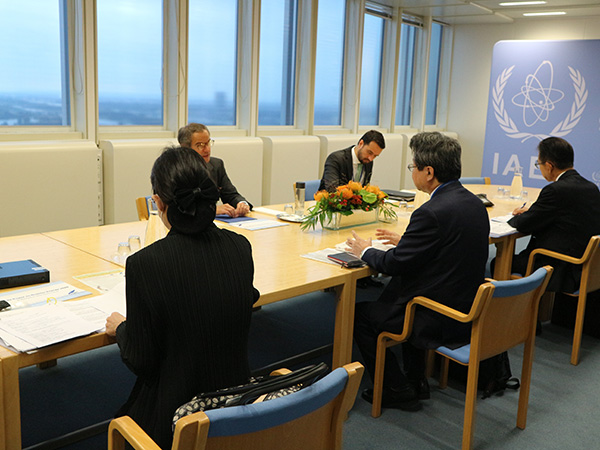 第65回IAEA総会　上坂委員長とグロッシー事務局長との会談（2021年9月20日）