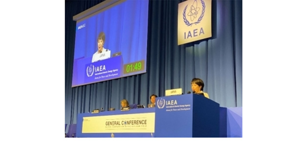 第67回IAEA総会で演説する高市内閣府特命担当大臣