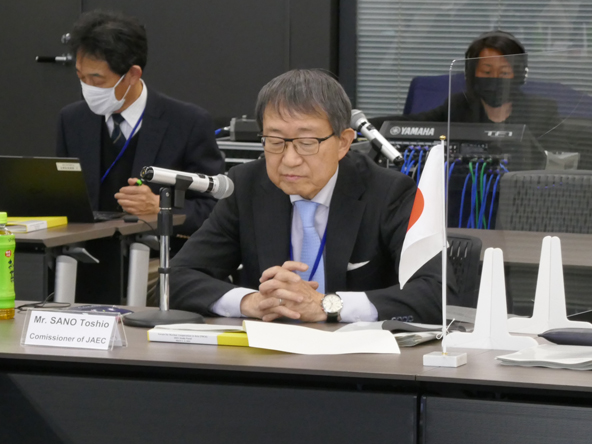 FNCA 2021スタディ・パネル国際ワークショップで議長をする佐野委員（2021年3月3日～4日）